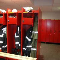 IBLG HP2016_04_210 Einsatzschrank mit vorgebauter Sitzbank