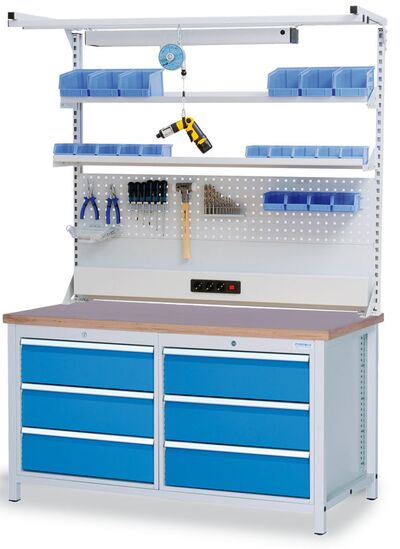IBLG HP2016_05_307 Werkbank mit Aufbau