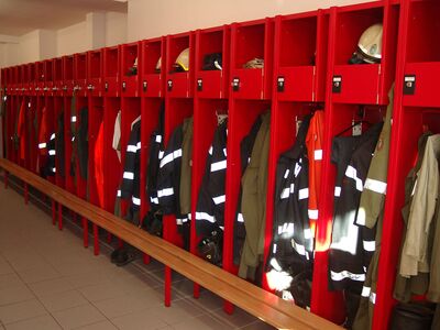 IBLG HP2016_04_203 Einsatzschrank mit vorgebauter Sitzbank
