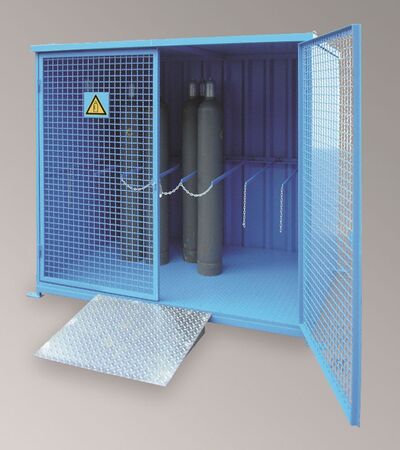 Gasflaschenlager C27-3134-B (FCG 16_21_mit_Bodengruppe_Auffahrrampe)
