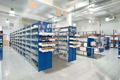 IBLG HP2016_01_103 Fachboden-Steckregal