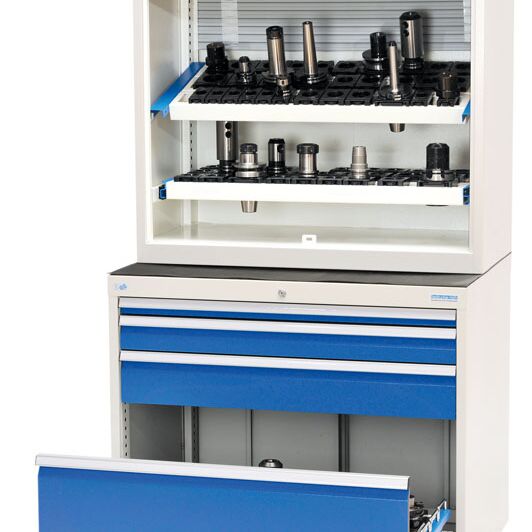 IBLG HP2016_11_002 CNC-Schrank mit Rollo + Laden