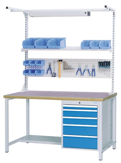 IBLG HP2016_05_301 Werkbank mit Aufbau